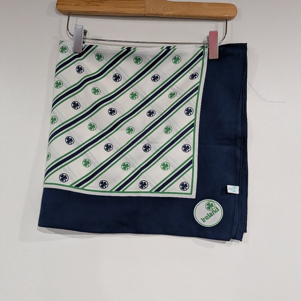 Ireland Souvenir Shamrock Treffoil Pattern Scarf Navy Blue White Green VINTAGE